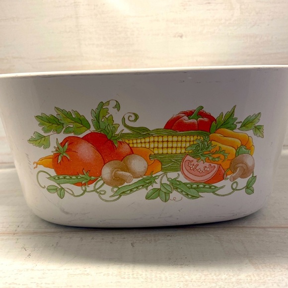 Corning Ware Garden Harvest (3 qt) no lid.  Used, smoke and pet free home. - Picture 1 of 5